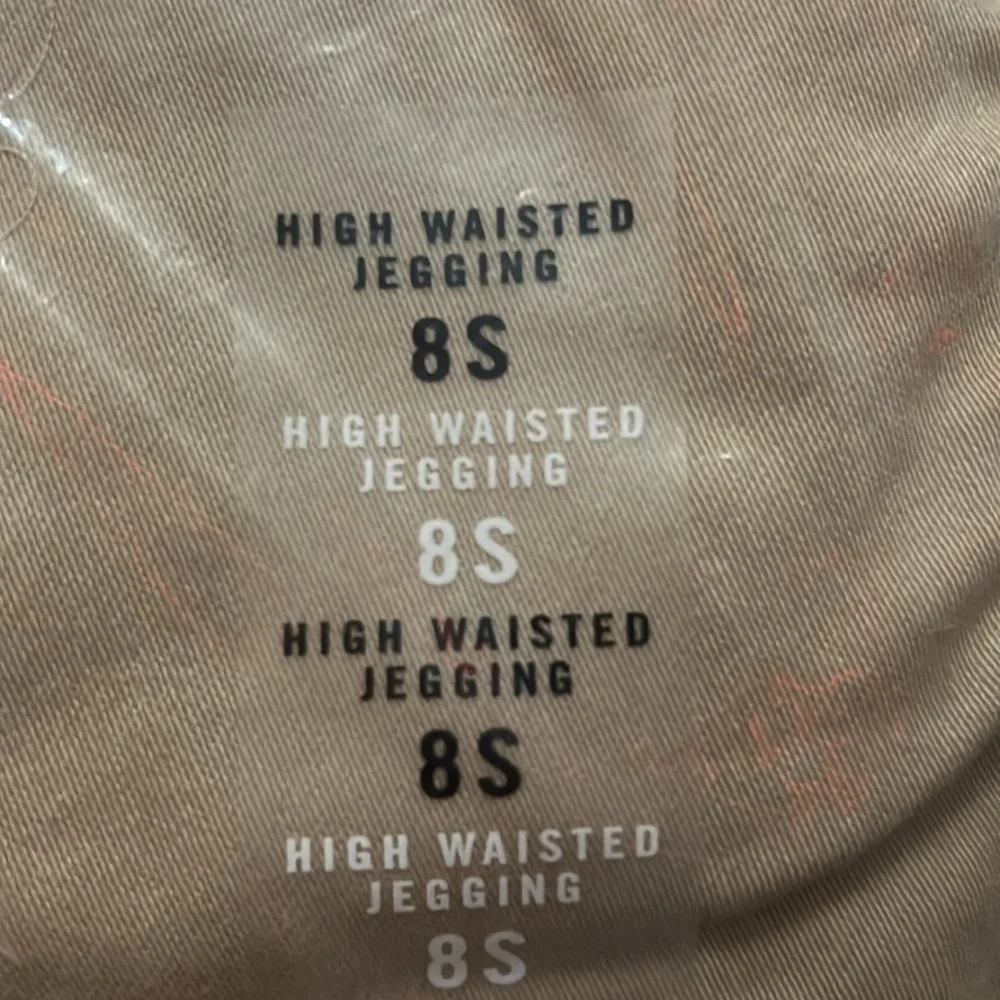 2 pairs of Aeropastale High Waisted Jeggings Size 8 Short - Picture 2 of 3